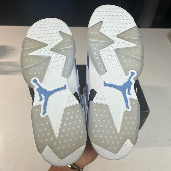 Jordan 6 unc - Picture 5 of 5